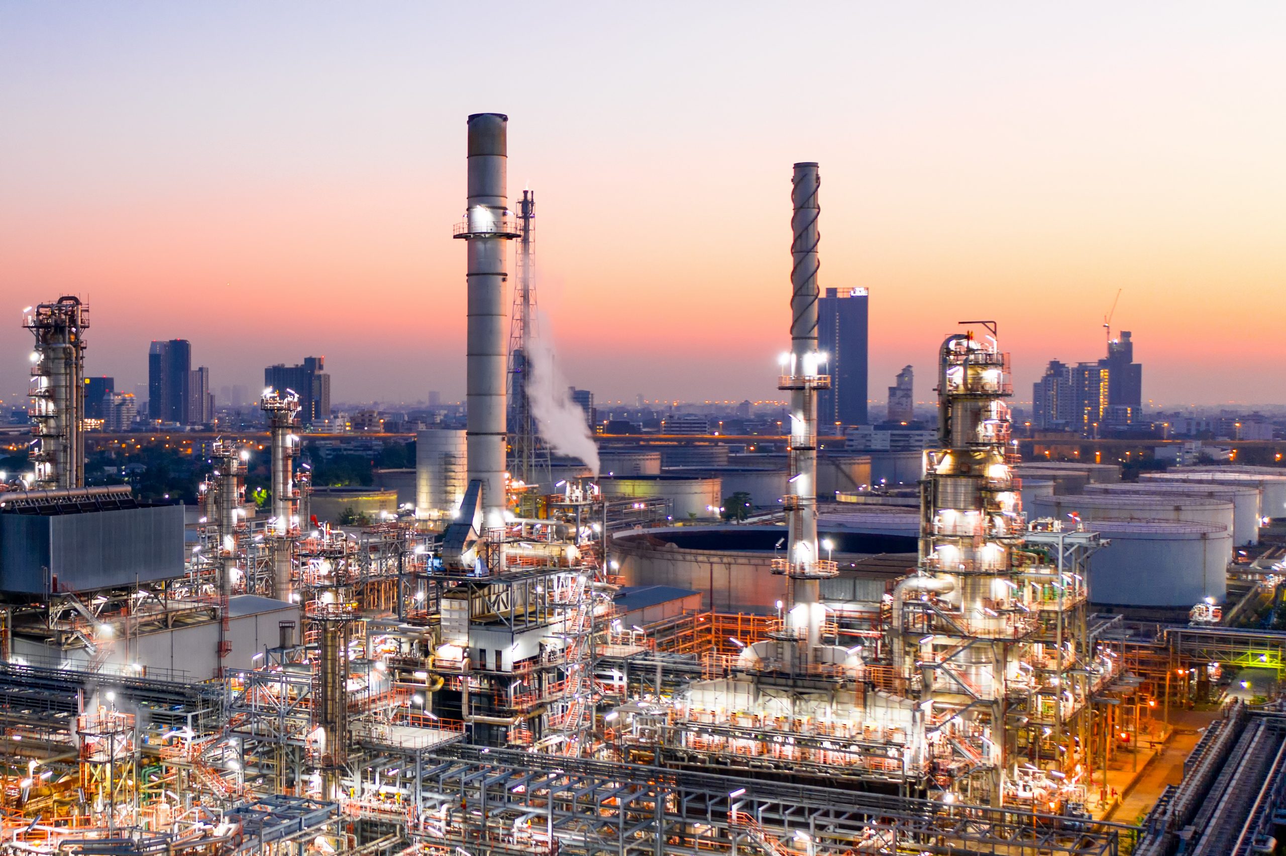 The Role of Fluid Catalytic Cracking in Oil Refining - Southern Field-EEC